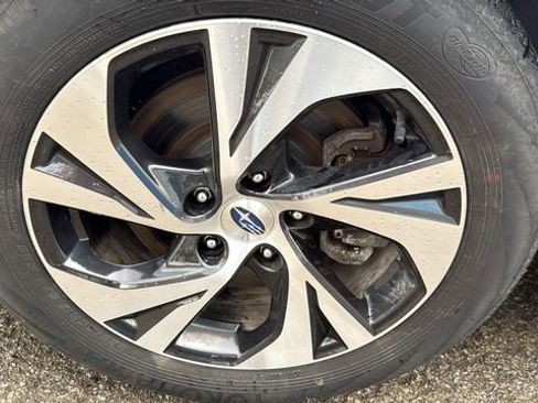 Used 2022 Subaru Legacy Premium image 14
