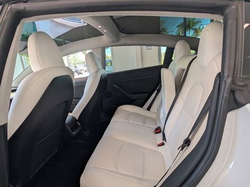 Used 2023 Tesla Model 3 Standard Range RWD image 7