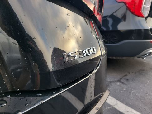 Used 2023 Lexus IS 300 IS 300 w/ Premium Package image 8