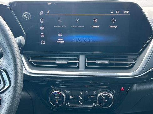 Used 2024 Chevrolet Trax RS w/ Driver Confidence Package image 13