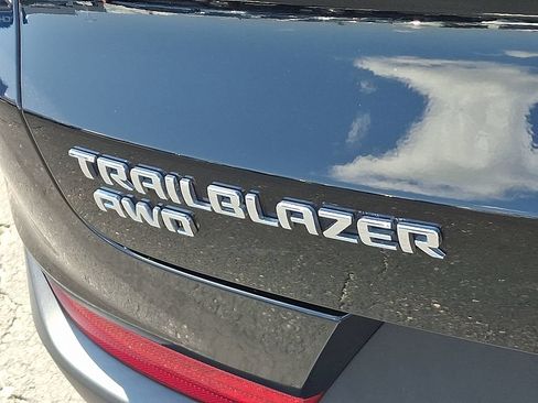 Certified 2023 Chevrolet TrailBlazer LT w/ Convenience Package AWD/4WD image 30