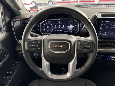 Used 2025 GMC Sierra 1500 Elevation AWD/4WD image 16