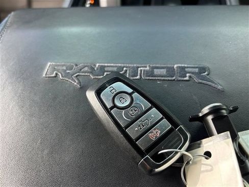 Used 2022 Ford F150 Raptor w/ Equipment Group 801A High AWD/4WD image 27