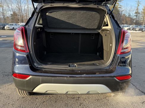 Certified 2022 Buick Encore Preferred w/ Safety Package image 9