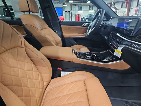 New 2026 BMW X5 xDrive50e AWD/4WD image 10