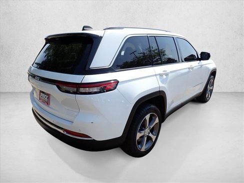 Used 2023 Jeep Grand Cherokee 4WD 4xe w/ Luxury Tech Group II image 4
