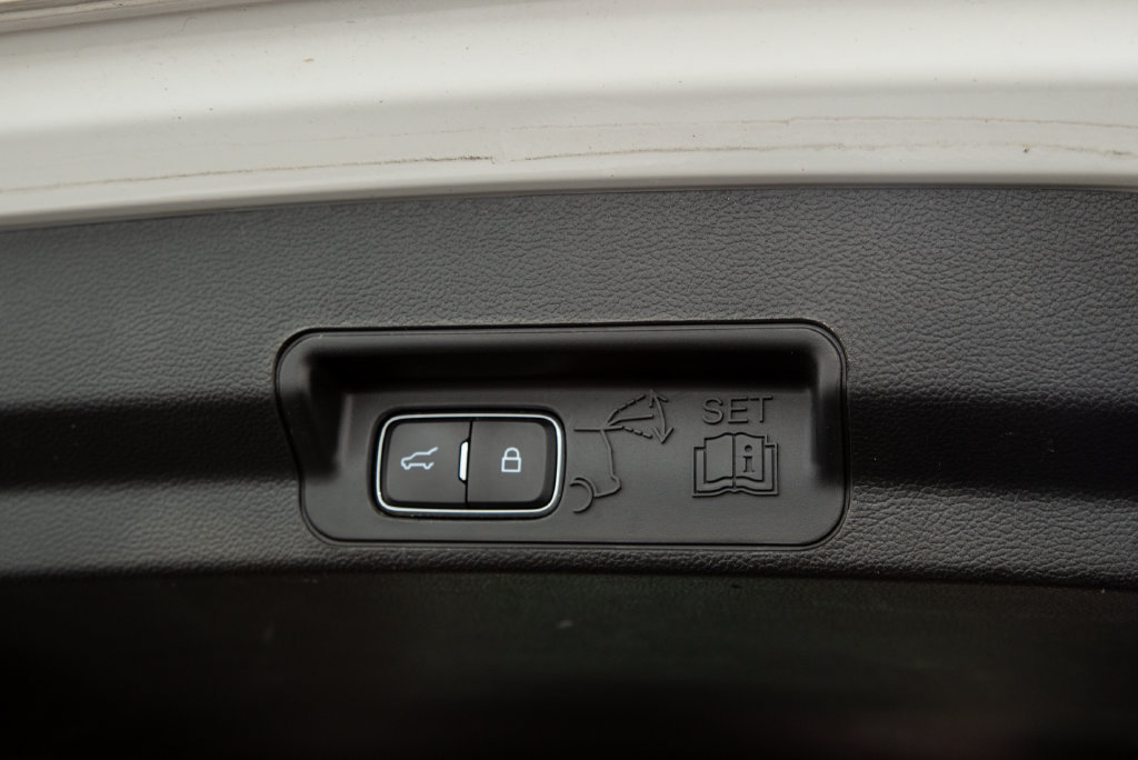 Used 2020 Ford Explorer 4WD image 14