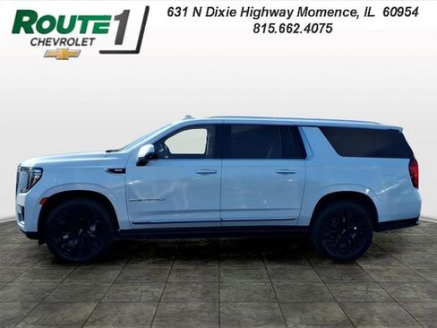 Used 2023 GMC Yukon XL Denali AWD/4WD image 2