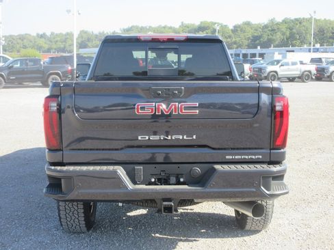 New 2026 GMC Sierra 2500 Denali w/ Denali Reserve Package image 6