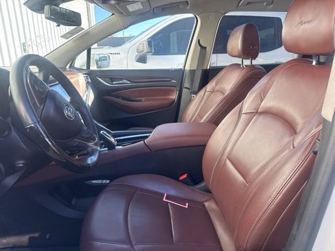 Used 2018 Buick Enclave Avenir w/ Avenir Technology Package image 9
