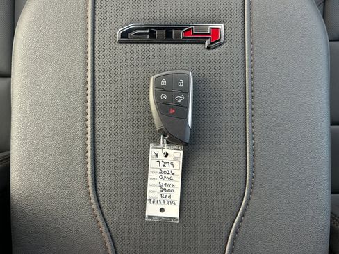 New 2026 GMC Sierra 2500 AT4 w/ AT4 Premium Plus Package image 32