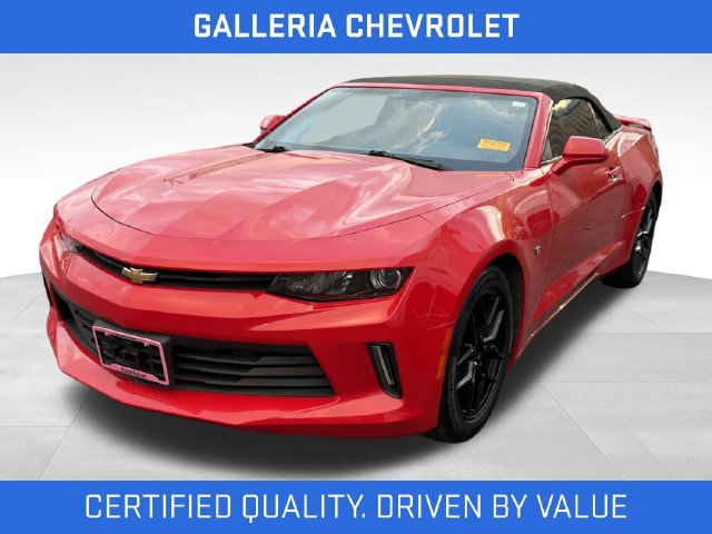 Used 2018 Chevrolet Camaro LT RWD image 1