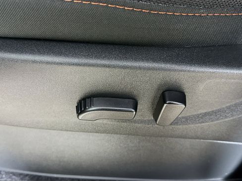 Used 2024 Nissan Frontier Pro-X w/ Technology Package image 24