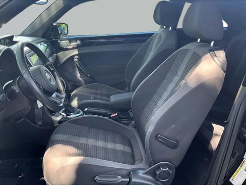 Used 2013 Volkswagen Beetle 2.0T FWD image 8