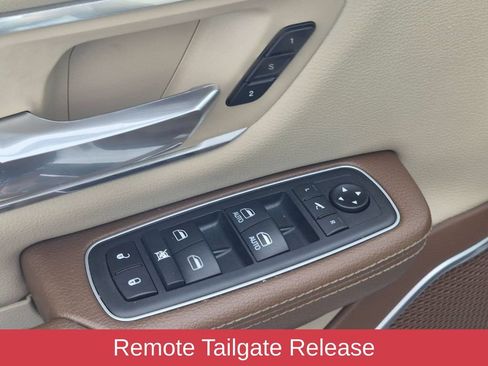 Used 2020 RAM 1500 Laramie AWD/4WD image 12