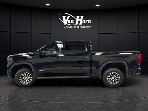 Used 2023 GMC Sierra 1500 AT4 w/ AT4 Premium Package AWD/4WD image 5