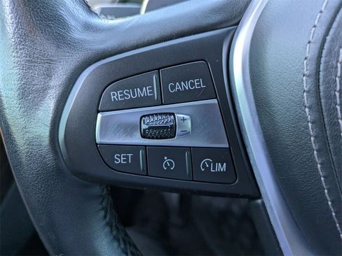 Used 2025 BMW X5 xDrive50e image 18