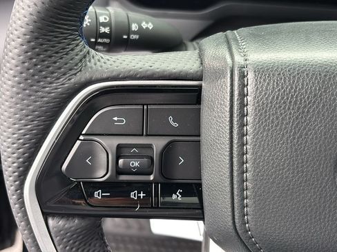 New 2025 Toyota Tundra Platinum AWD/4WD image 31