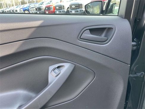 Used 2016 Ford Escape S image 22