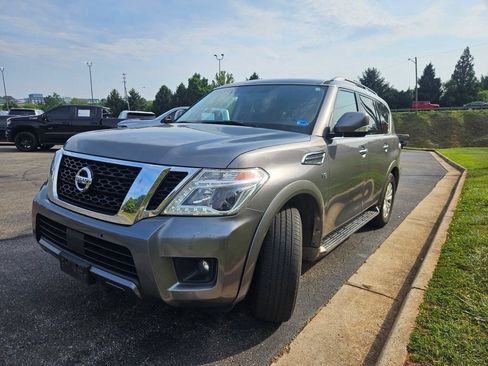 Used 2018 Nissan Armada SV w/ Driver Package AWD/4WD image 3