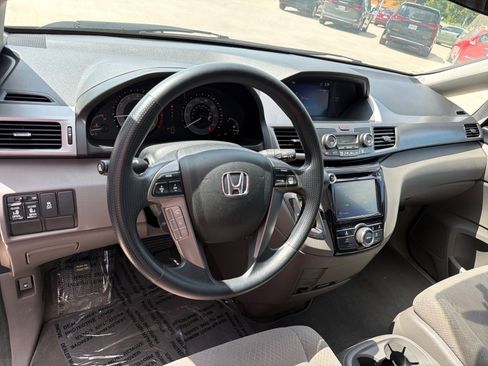 Used 2016 Honda Odyssey EX image 14