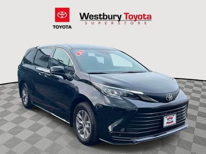 Certified 2026 Toyota Sienna LE