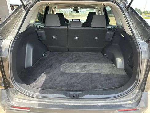 Used 2024 Toyota RAV4 XLE FWD image 16