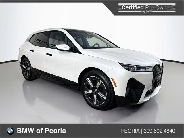 Certified 2024 BMW iX xDrive50 w/ Premium Package AWD/4WD image 1