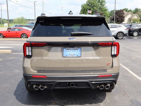 New 2026 Ford Explorer ST w/ Sun And Sound Package AWD/4WD image 5