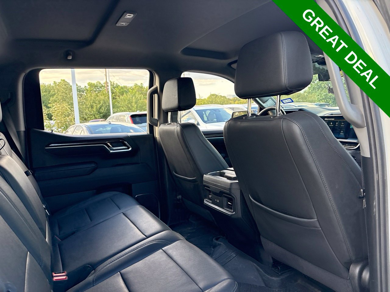 Used 2025 Chevrolet Silverado 1500 RST AWD/4WD image 13