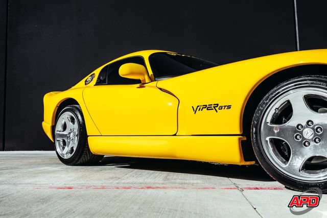 Used 2001 Dodge Viper GTS RWD image 45