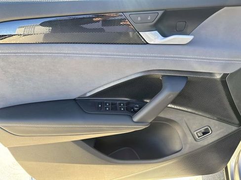 New 2026 Volkswagen Tiguan SE image 16