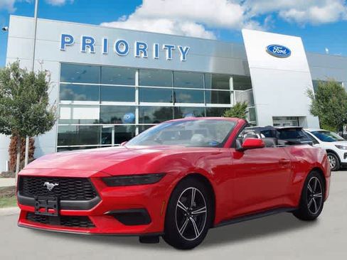 Certified 2025 Ford Mustang Premium RWD image 1