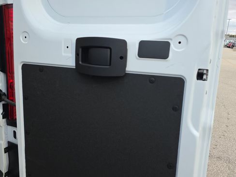New 2026 RAM ProMaster 2500 w/ Convenience Group image 10
