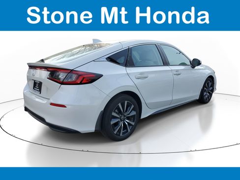 Used 2023 Honda Civic EX-L image 6