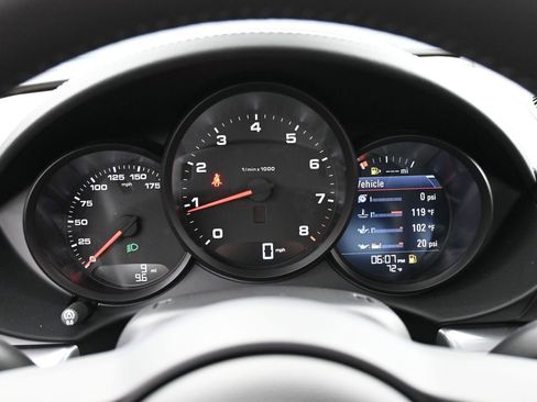 New 2025 Porsche 718 Cayman RWD image 19