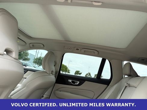 Certified 2025 Volvo V60 B5 Cross Country Plus AWD/4WD image 34