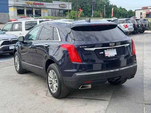 Used 2017 Cadillac XT5 Luxury w/ Driver Awareness Package FWD image 4