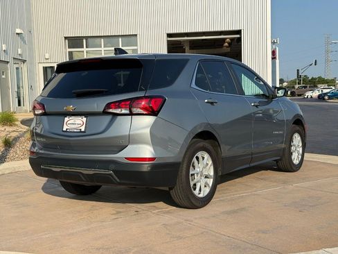 Used 2024 Chevrolet Equinox LT w/ LPO, Floor Liner Package FWD image 5