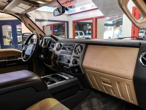 Used 2012 Ford F250 XLT w/ XLT Premium Pkg AWD/4WD image 13