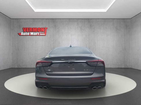 Used 2022 Maserati Quattroporte Modena Q4 image 6