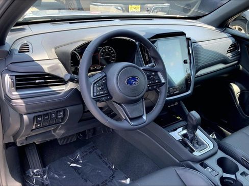 Certified 2025 Subaru Forester Limited AWD/4WD image 19