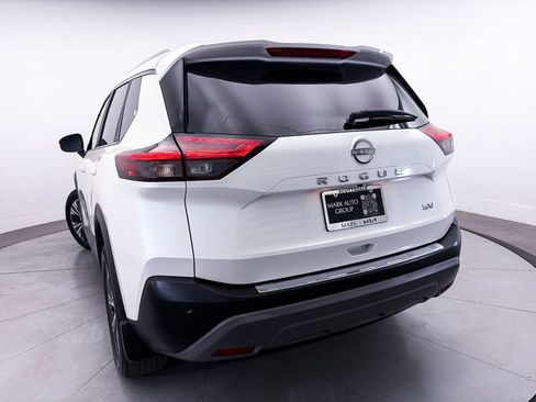 Used 2023 Nissan Rogue SV w/ SV Premium B Package FWD image 4
