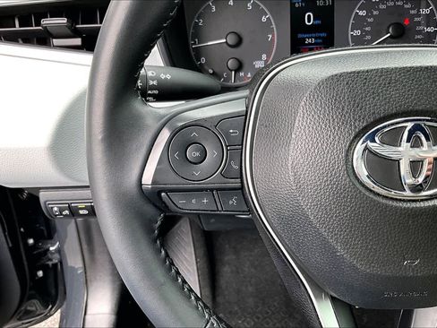 Certified 2025 Toyota Corolla SE image 23