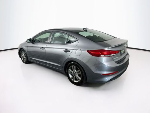 Used 2018 Hyundai Elantra Value Edition FWD image 5