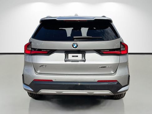 Used 2024 BMW X1 xDrive28i w/ Convenience Package image 4