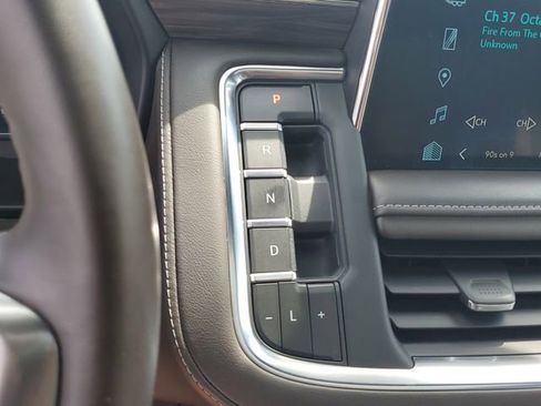 Used 2023 Chevrolet Tahoe LT w/ LT Signature Package AWD/4WD image 25