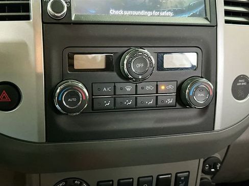 Used 2020 Nissan Frontier SV image 16