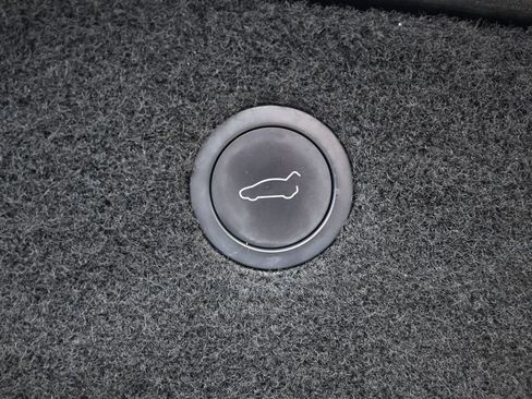 Used 2022 Tesla Model X AWD/4WD image 14