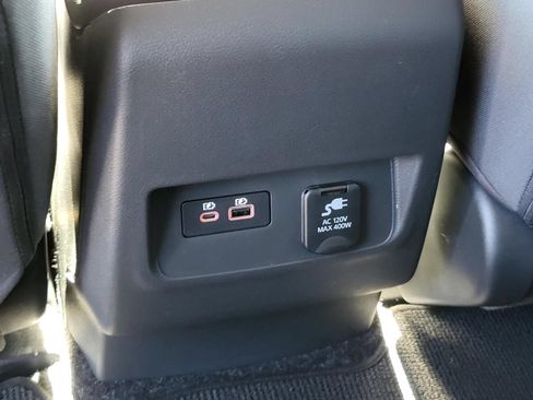 New 2026 Nissan Frontier SV w/ SV Convenience Package RWD image 16